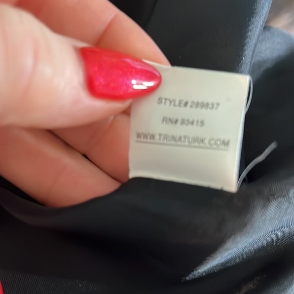 Trina Turk Cocktail Dress Keyhole Front Black Size 2 - Picture 9 of 9